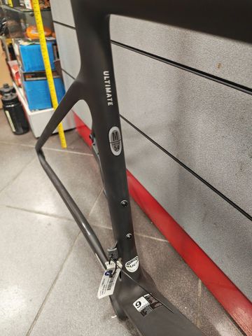 Used Scott Addict RC Ultimate 2024 Frameset 2024 Road & Gravel, Black — image 3 of 9