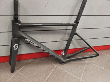 Used Scott Addict RC Ultimate 2024 Frameset 2024 Road & Gravel, Black — image 6 of 9