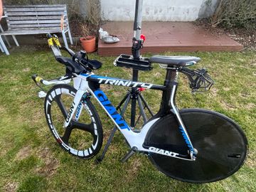 Used Giant Trinity SRAM Red eTap AXS 2011 Road & Gravel, Blue — image 2 of 9