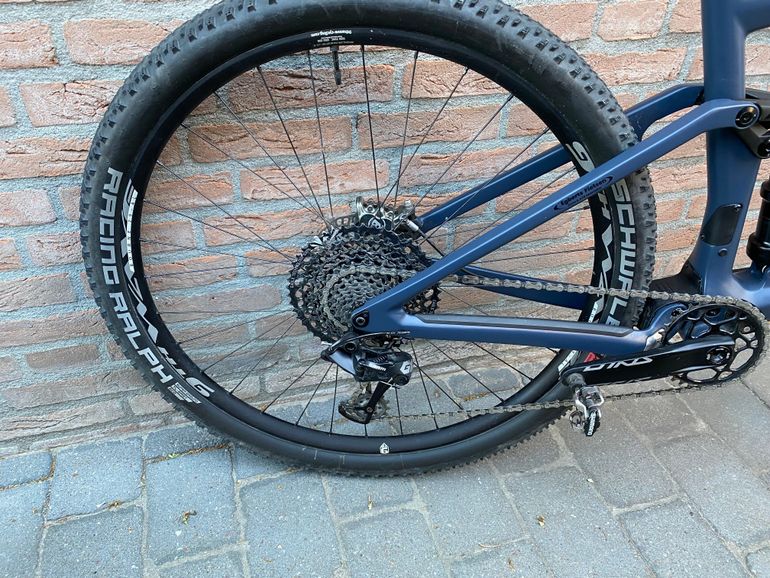 BMC Speedfox One XL Full Carbon 2021 Mountainbike d'occasion — image 4 sur 6
