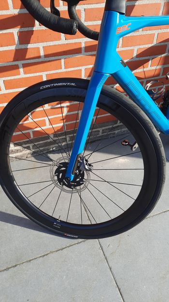 Used BMC Roadmachine 01 THREE 2020 2020 Road & Gravel — image 8 of 8