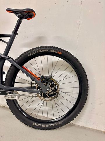 Used CUBE Stereo SRAM GX 2022 Mountainbike, Light Gray, 29 — image 9 of 10