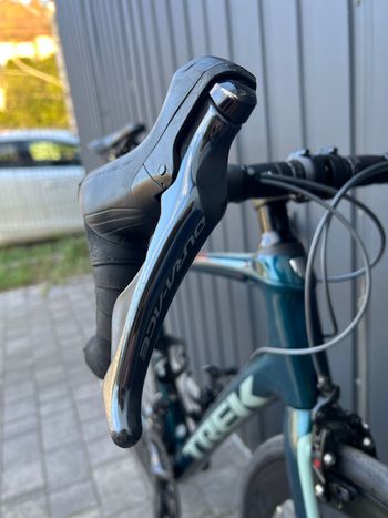Used Trek Domane SL 8 2017 2017 Road & Gravel, Blue — image 5 of 13