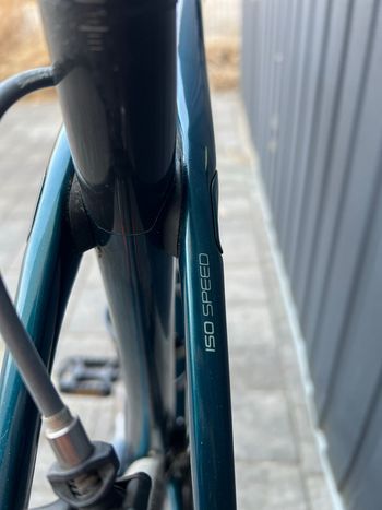 Used Trek Domane SL 8 2017 2017 Road & Gravel, Blue — image 11 of 15