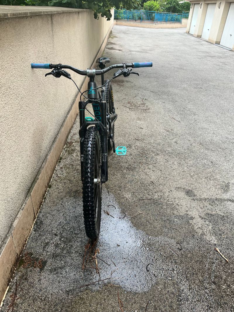 Brugt Forbidden Druid SRAM XX1 Eagle AXS 2023 Mountainbike — billede 4 af 10