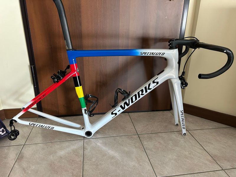 Tweedehands Specialized Tarmac Frameset 2018 Road & Gravel