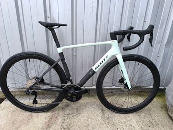 Scott, Addict RC Shimano 105 Di2