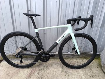 Brugt Scott Addict RC Shimano 105 Di2 2026 Road & Gravel