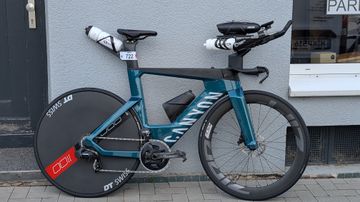 Canyon Speedmax CF SLX 8 eTap 2022 2022 Road & Gravel usato, Verde — immagine 4 di 6
