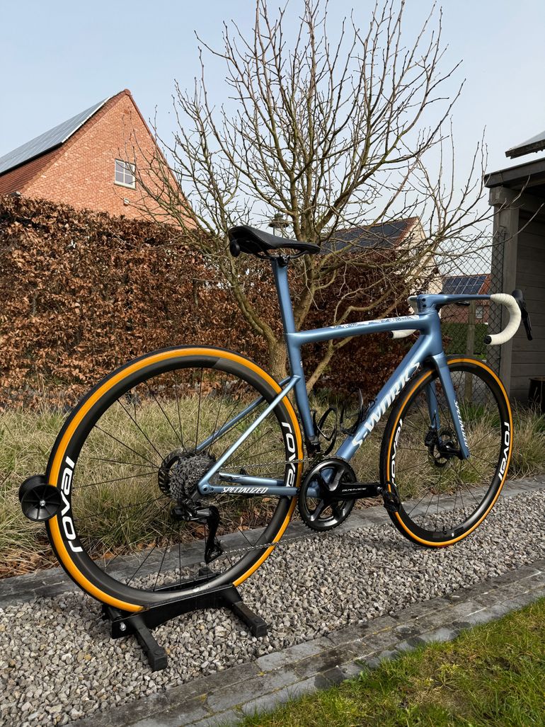 Used Specialized S-Works Tarmac SL8 - Shimano Dura-Ace Di2 2024 2024 Road & Gravel, Blue — image 7 of 10