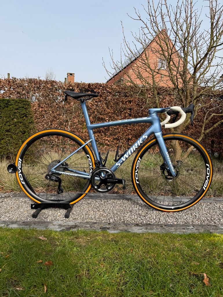 Used Specialized S-Works Tarmac SL8 - Shimano Dura-Ace Di2 2024 2024 Road & Gravel, Blue — image 1 of 10