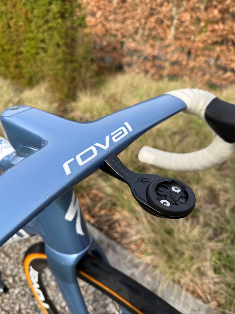 Used Specialized S-Works Tarmac SL8 - Shimano Dura-Ace Di2 2024 2024 Road & Gravel, Blue — image 3 of 10