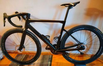Used BMC Teammachine SLR 01 TWO 2024 2024 Road & Gravel, Black — image 4 of 8