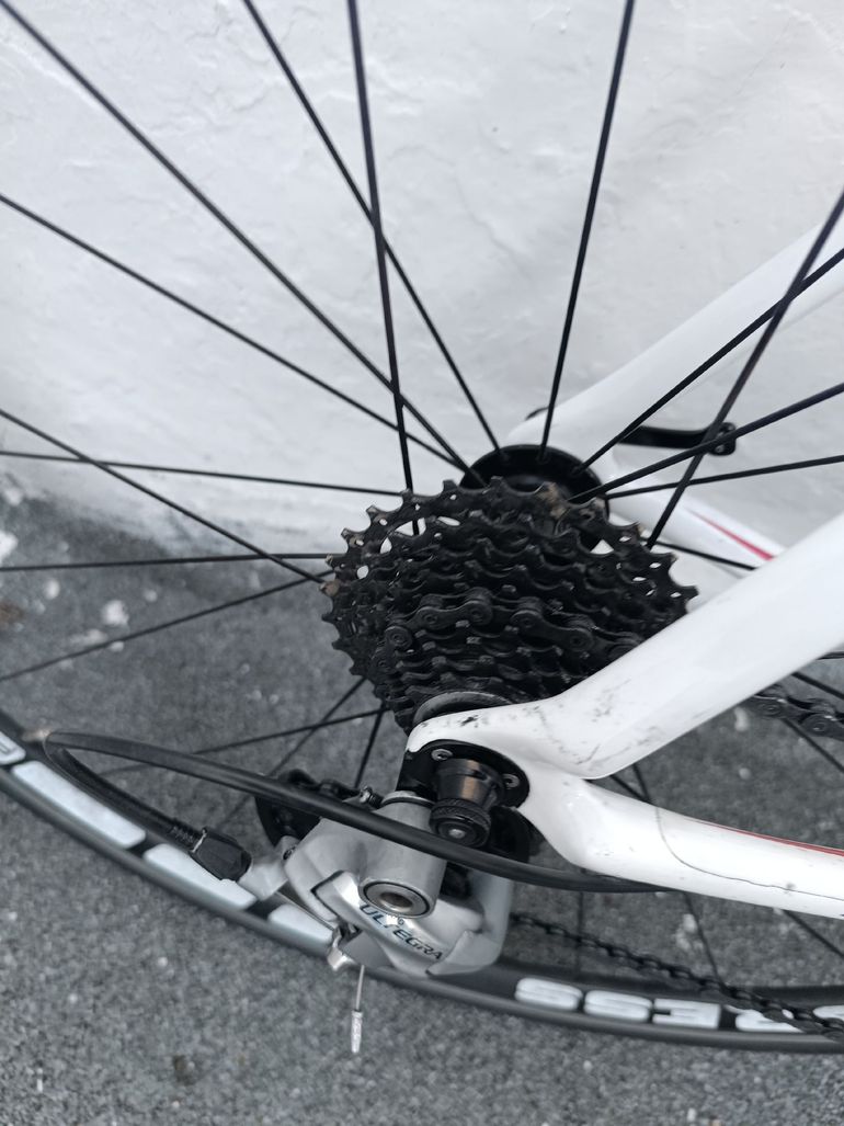 Used Lapierre Xelius Shimano Ultegra 2010 Road & Gravel, White — image 3 of 6