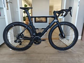 BMC, Timemachine SRAM Force eTap AXS