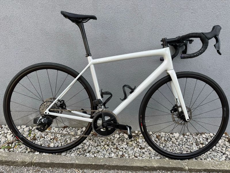 Used Specialiced Custom SRAM Rival eTap AXS 2024 Road & Gravel