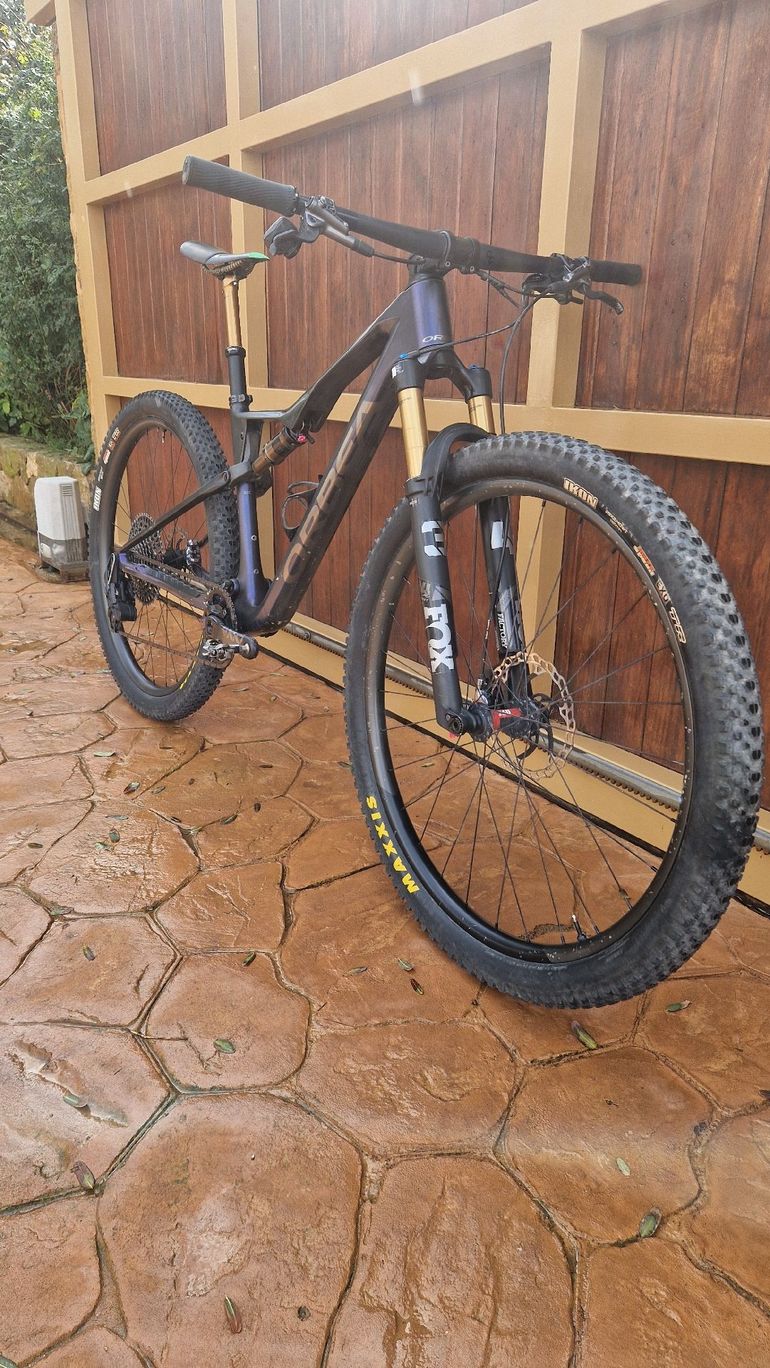 Used Orbea Oiz SRAM X0 Eagle AXS (T-Type) 2023 Mountainbike, Blue — image 12 of 17