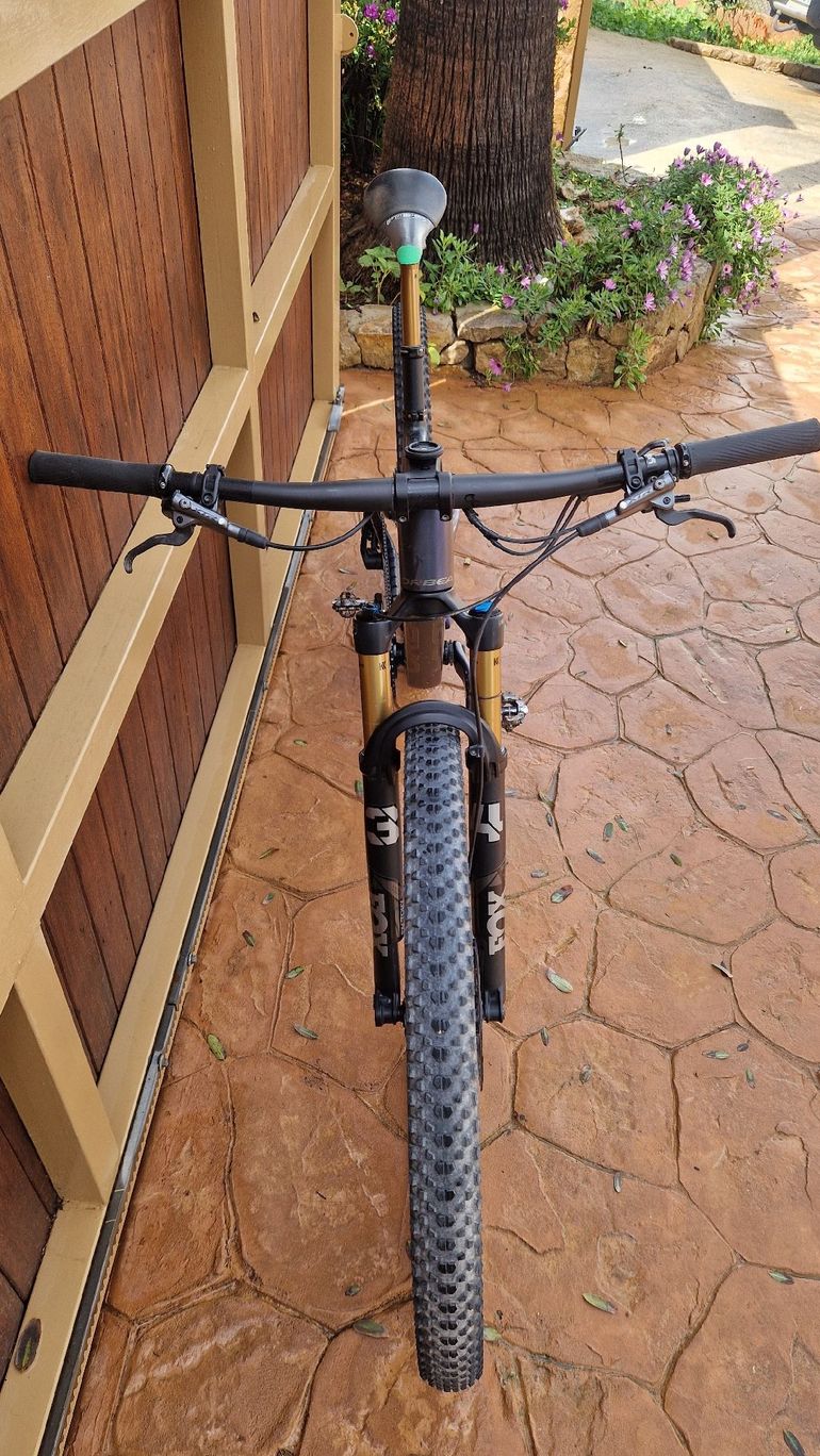 Used Orbea Oiz SRAM X0 Eagle AXS (T-Type) 2023 Mountainbike, Blue — image 16 of 17