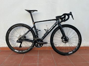 Gebrauchtes Scott Addict RC 10 2025 2025 Road & Gravel