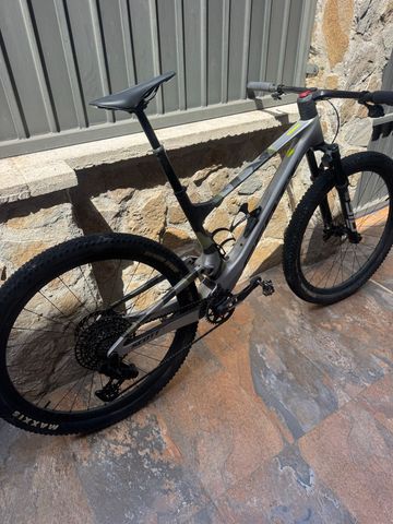 Brugt Scott Spark RC World Cup 2025 2025 Mountainbike — billede 11 af 12