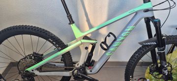 Used Canyon Strive CF 8 2021 2021 Mountainbike, Green, 29 — image 4 of 6