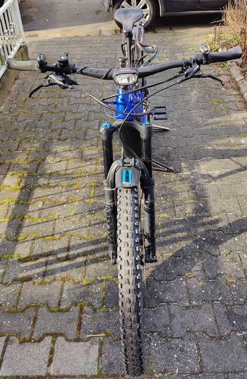 Used Giant Trance X E+ 2 2022 2022 Mountainbike, Blau, 29 — image 8 of 15
