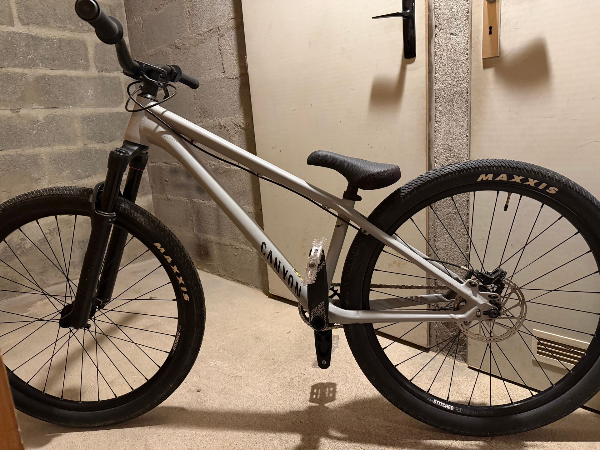 自転車本体 2020 Canyon Stitched 360 Pro 53db273c-59e1-4175-aaea-