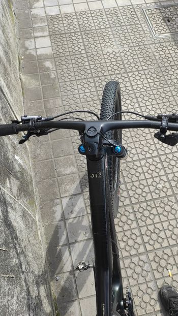 Used Orbea oiz Orbea oiz Custom SRAM XX1 Eagle AXS 2023 Mountainbike, Negro — image 7 of 9