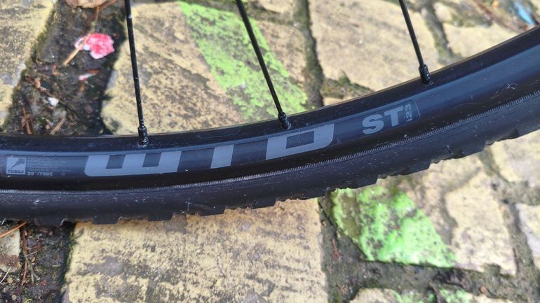 Used Salsa Journeyer Sora 700c 2022 2022 Road & Gravel, Black — image 5 of 14
