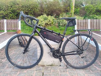 Used Salsa Journeyer Sora 700c 2022 2022 Road & Gravel, Black — image 1 of 14