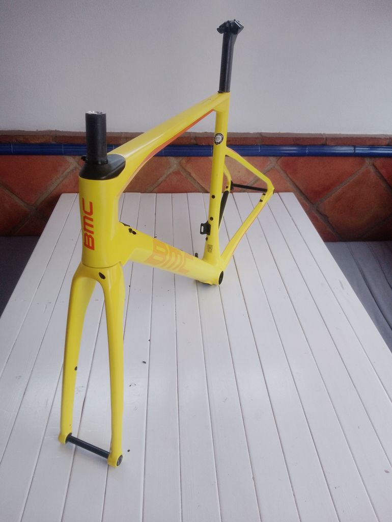 Used BMC roadmachine 02 2017 Frameset 2017 Road & Gravel, Orange — image 3 of 11