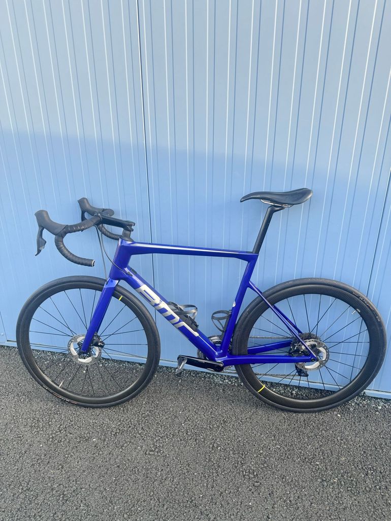 Used BMC Teammachine SRAM Rival eTap AXS 2021 Road & Gravel — image 2 of 4