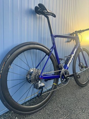 Used BMC Teammachine SRAM Rival eTap AXS 2021 Road & Gravel — image 3 of 4