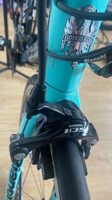 Used Bianchi Aria 105 2018 2018 Road & Gravel, Black — image 9 of 10