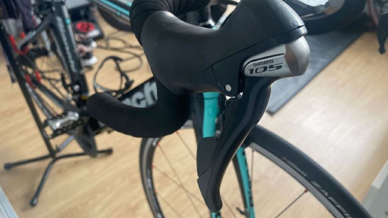 Used Bianchi Aria 105 2018 2018 Road & Gravel, Black — image 4 of 10