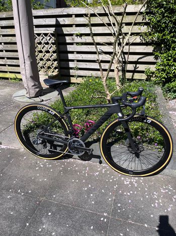 Canyon, Ultimate SRAM Red eTap AXS