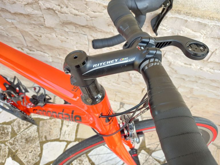 Used Cannondale SuperSix EVO Shimano 105 2018 Road & Gravel, Red — image 15 of 18