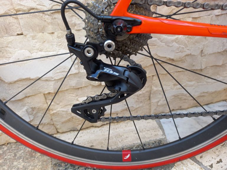 Used Cannondale SuperSix EVO Shimano 105 2018 Road & Gravel, Red — image 3 of 18