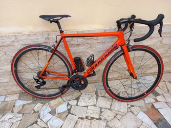 Used Cannondale SuperSix EVO Shimano 105 2018 Road & Gravel, Red — image 1 of 18
