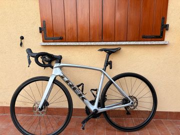 Brugt Trek Émonda SL 5 2021 2021 Road & Gravel — billede 2 af 5