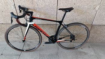 Used Giant TCR Advanced Pro 1 2016 2016 Road & Gravel, Black — image 2 of 7