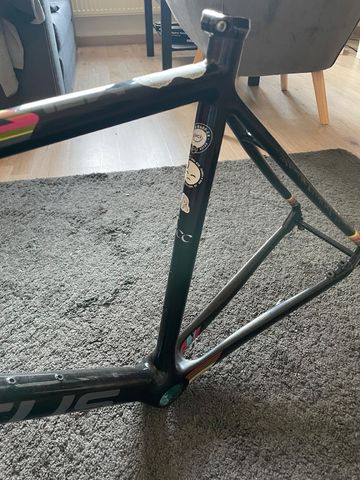 Used Focus MARES 9.7 2019 Frameset 2019 Road & Gravel, Black — image 5 of 6