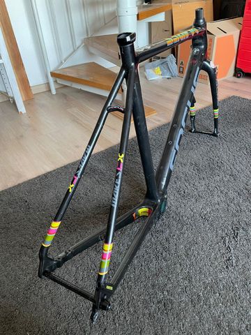 Used Focus MARES 9.7 2019 Frameset 2019 Road & Gravel, Black — image 2 of 6