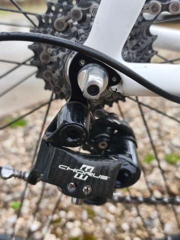 Used Pinarello FP Campagnolo Chorus 2015 Road & Gravel, Red — image 8 of 10