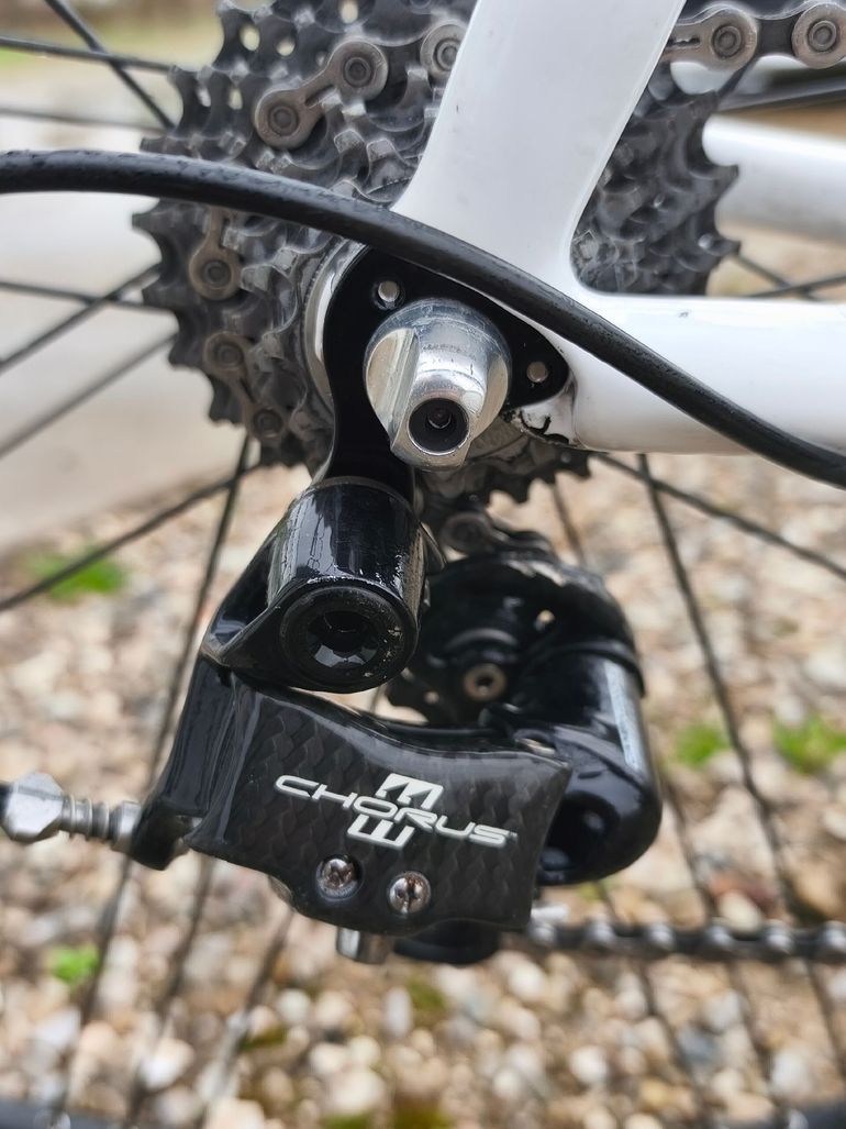 Used Pinarello FP Campagnolo Chorus 2015 Road & Gravel, Red — image 8 of 10