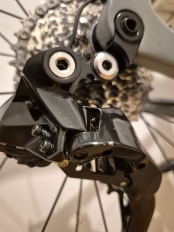 Tweedehands Menet Cycles Custom Shimano 105 Di2 2024 Road & Gravel — afbeelding 9 van 12