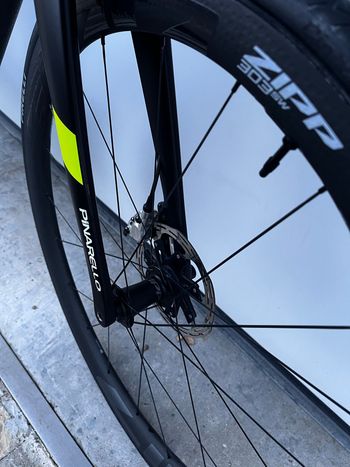 Used Pinarello Crossista SRAM Red eTap AXS 2023 Road & Gravel, Schwarz — image 8 of 11
