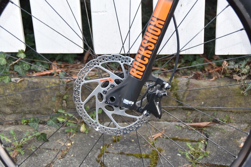 Used Focus Thron Shimano Deore 2023 Mountainbike, Light Gray — image 4 of 10