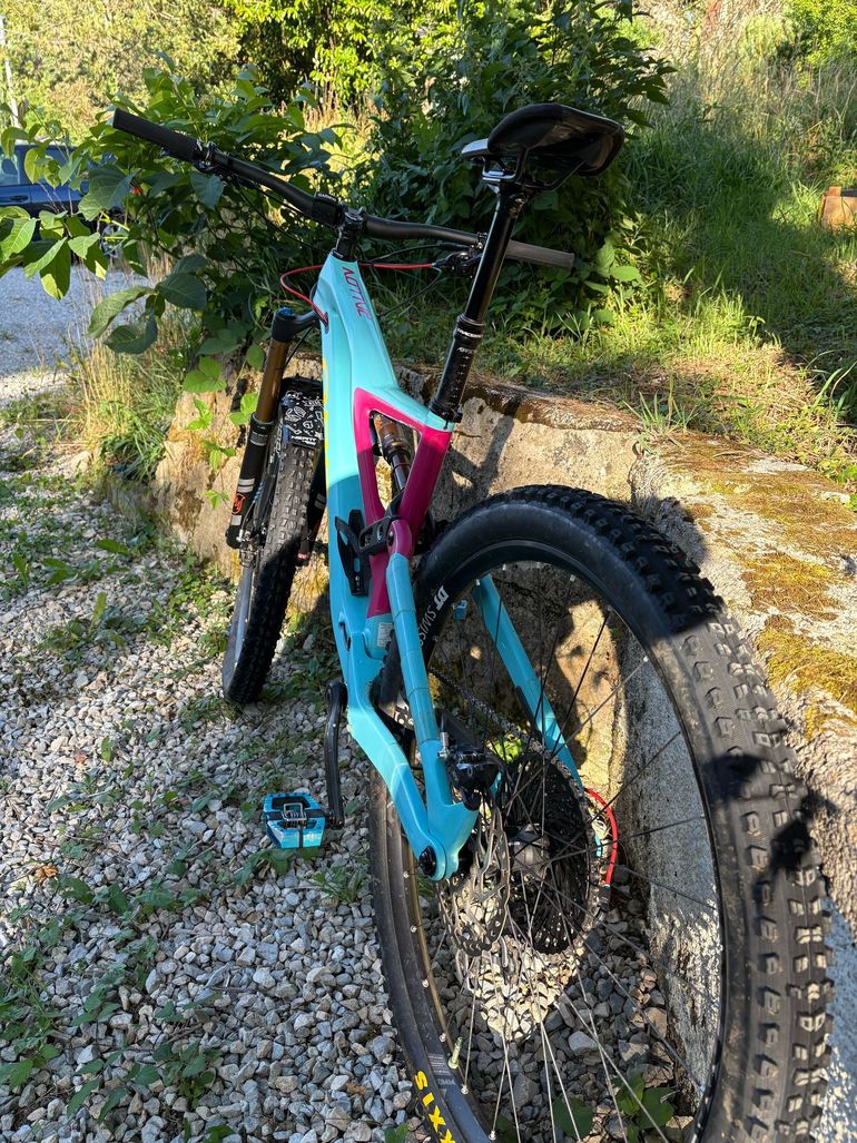 Used Orbea Rallon SRAM GX Eagle 2018 Mountainbike, Purple — image 5 of 5