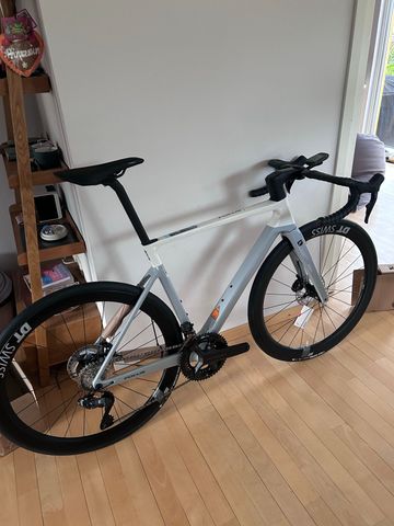 Brugt Focus IZALCO MAX 9.8 2024 2024 Road & Gravel — billede 3 af 4